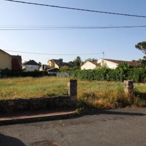 Parcela de terreno de 800 m² en La Navata-Galapagar. 250.000€