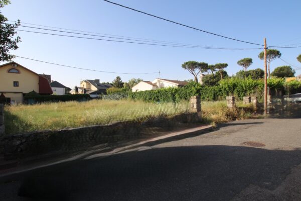 Parcela de terreno de 800 m² en La Navata-Galapagar. 250.000€ - Imagen 5